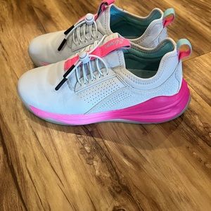 Clove women’s size 7